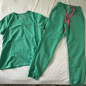 Figs surgical green scrub set xs/p